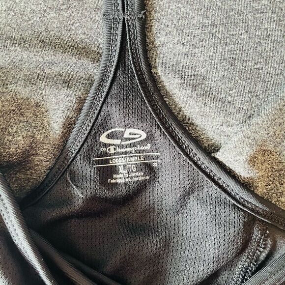 C9 by Champion color block loose Racerback top with shelf bra size XL. - Picture 8 of 8